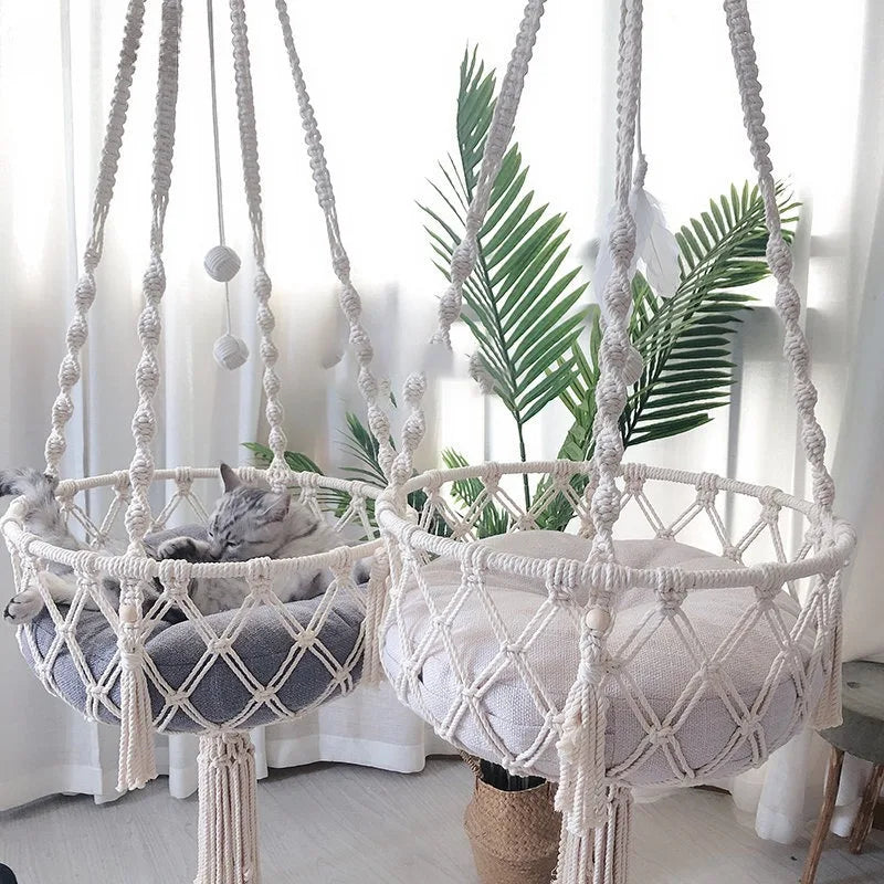Hanging Kitty lounger & Plush Cushion
